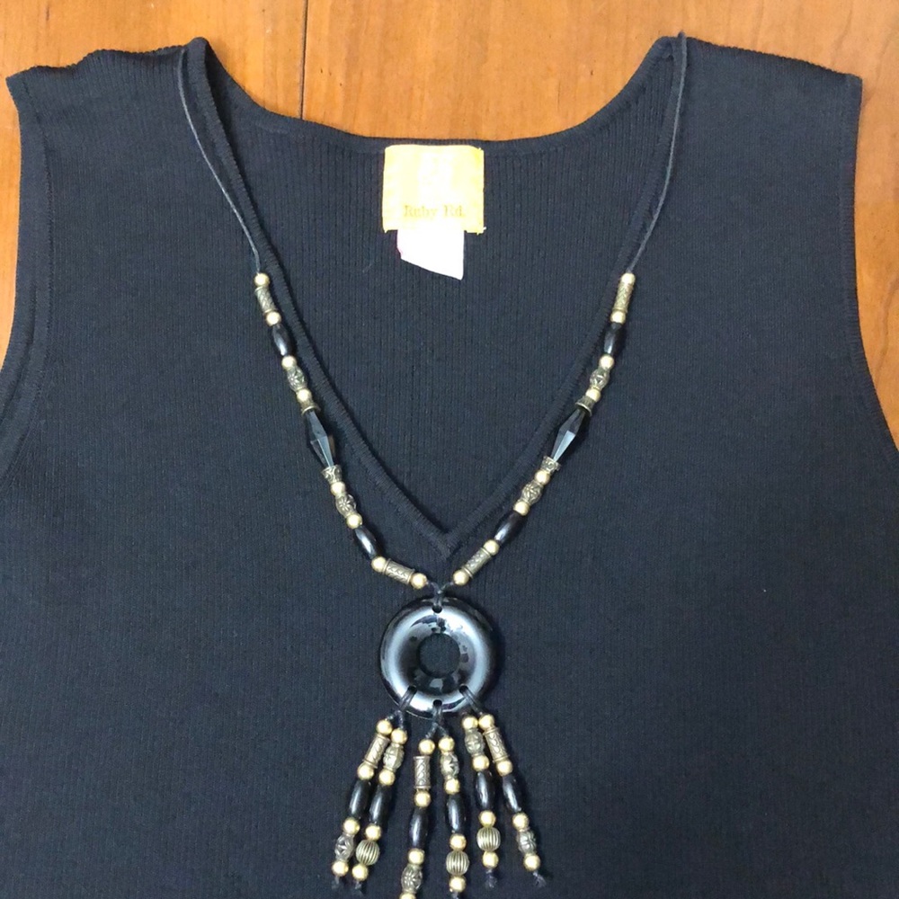 Ruby Rd. Stretch knit tank - Picture 2 of 7